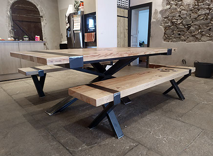 fk design table bois massif coin metal decoupe laser pliage